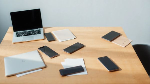 Postes réseaux sociaux : les meilleures offres sélectionnées pour vous